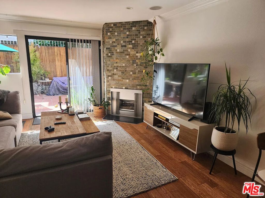 11630 Chenault Street, Los Angeles, CA 90049 — photo 5