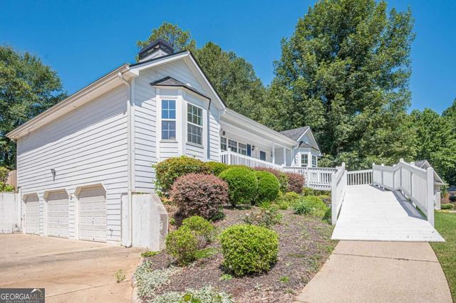 73 Cross Pointe Court, Hiram, GA 30141