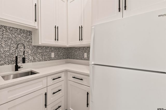 11039 NE FM 607, Brownsboro, TX 75756