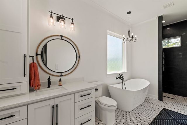 11039 NE FM 607, Brownsboro, TX 75756