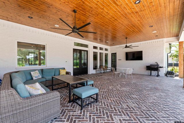 11039 NE FM 607, Brownsboro, TX 75756