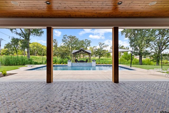 11039 NE FM 607, Brownsboro, TX 75756