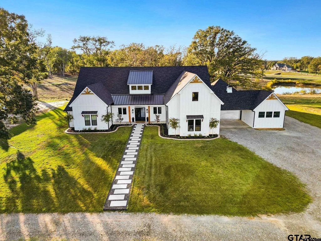 11039 NE FM 607, Brownsboro, TX 75756