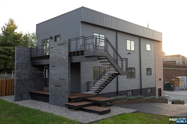 246 248 Cortlandt 1, Belleville, NJ 07109