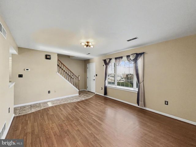 3025 SOLAR DR, Dover, PA 17315