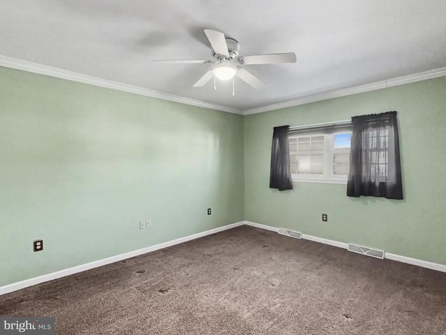 3025 SOLAR DR, Dover, PA 17315