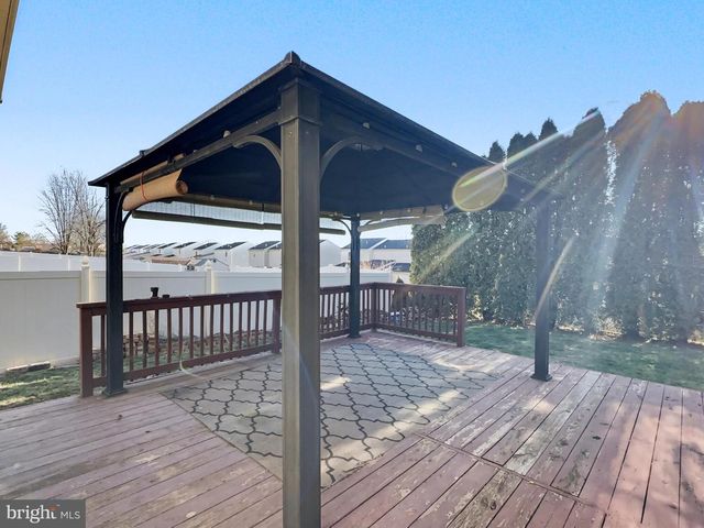 3025 SOLAR DR, Dover, PA 17315