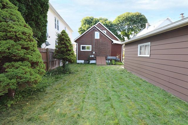 1412 Lincoln AVENUE, Sheboygan, WI 53081