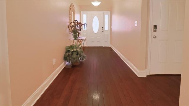 144 SE 250 Road, Warrensburg, MO 64093