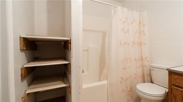 144 SE 250 Road, Warrensburg, MO 64093