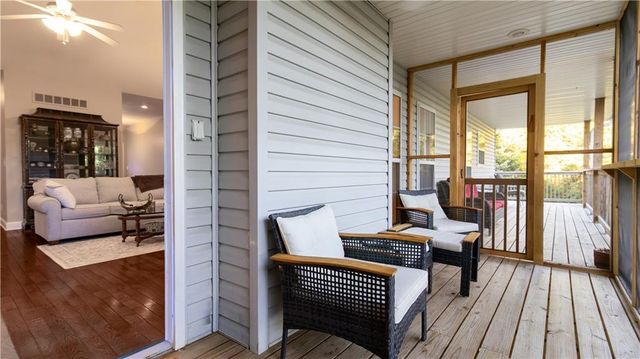 144 SE 250 Road, Warrensburg, MO 64093