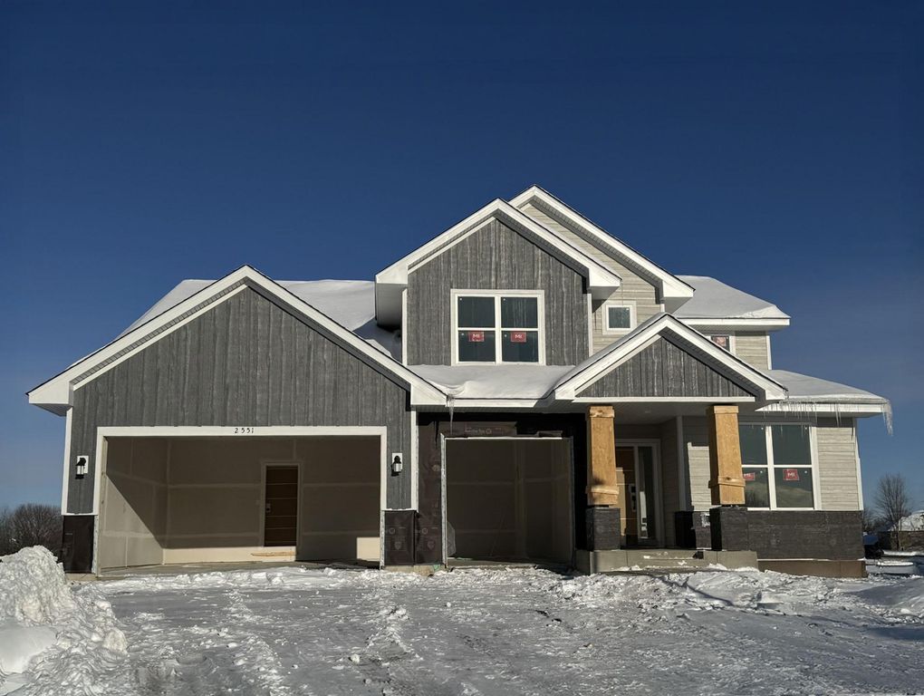 2551 Aspen Court, Shakopee, MN 55379