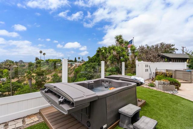 3863 Mount Ainsworth Avenue, San Diego, CA 92111