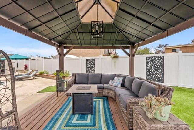 3863 Mount Ainsworth Avenue, San Diego, CA 92111
