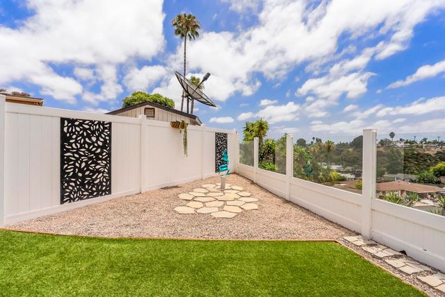 3863 Mount Ainsworth Avenue, San Diego, CA 92111