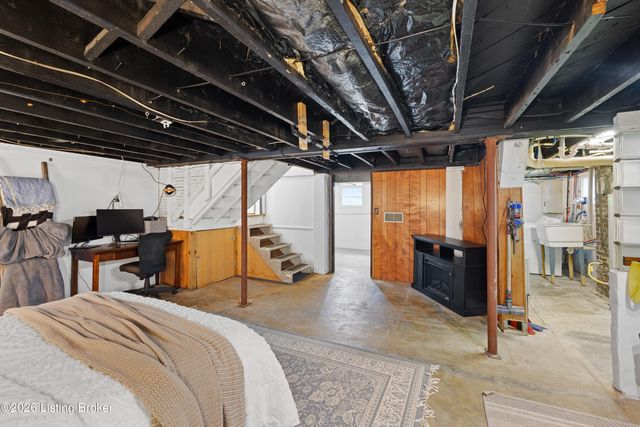 624 Ervay Ave, Louisville, KY 40217