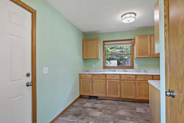 5818 Xerxes Avenue S, Edina, MN 55410