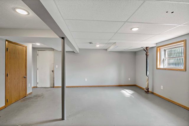 5818 Xerxes Avenue S, Edina, MN 55410