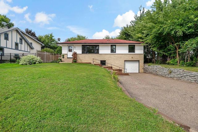 5818 Xerxes Avenue S, Edina, MN 55410