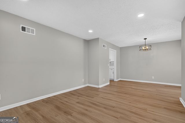 210 West General Screven Way, Hinesville, GA 31313