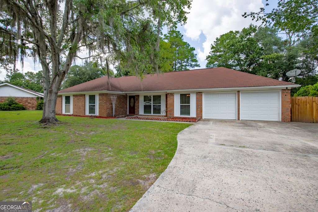 210 West General Screven Way, Hinesville, GA 31313