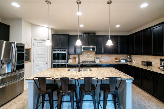 12811 TIBETTA GRN, San Antonio, TX 78253