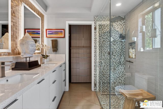 2380 W Miramonte Circle C, Palm Springs, CA 92264