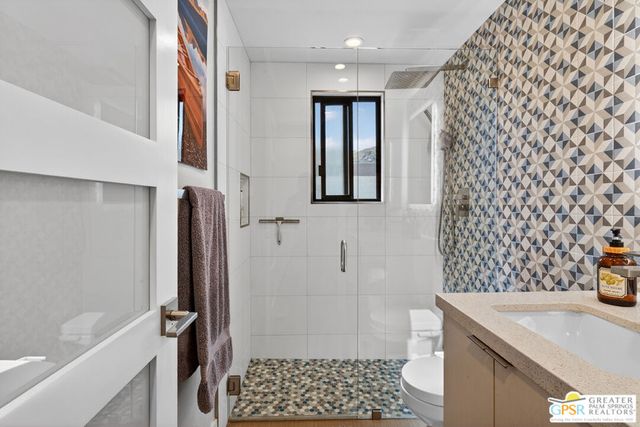 2380 W Miramonte Circle C, Palm Springs, CA 92264