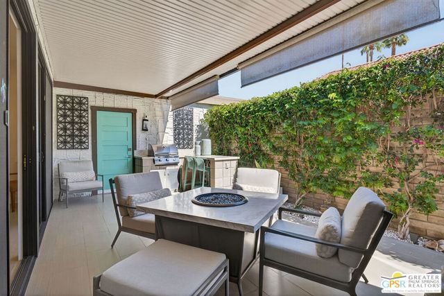 2380 W Miramonte Circle C, Palm Springs, CA 92264