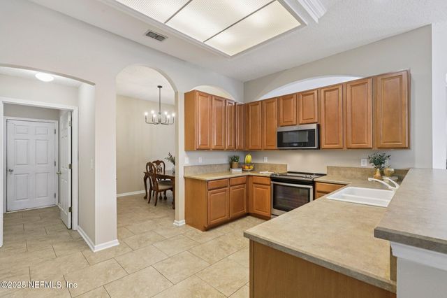 2148 BLUE HERON COVE DRIVE Drive, Orange Park, FL 32003