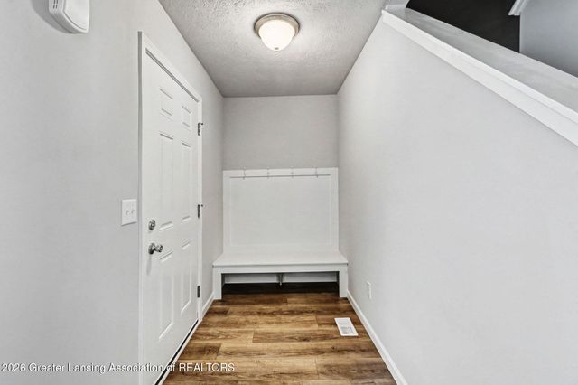 2956 Moccasin Drive, Dewitt, MI 48820