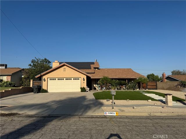 5365 N Stoddard, San Bernardino, CA 92407