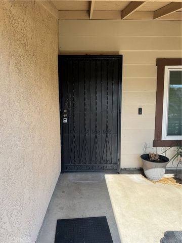 5365 N Stoddard, San Bernardino, CA 92407