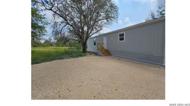 4938 LAST CHANCE, Elmendorf, TX 78112