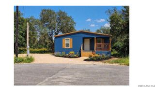 4938 LAST CHANCE, Elmendorf, TX 78112