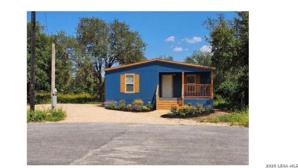4938 LAST CHANCE, Elmendorf, TX 78112