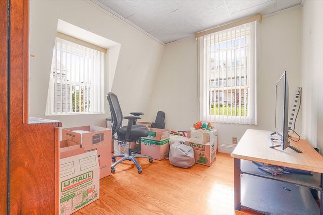 104 School, Fall River, MA 02720