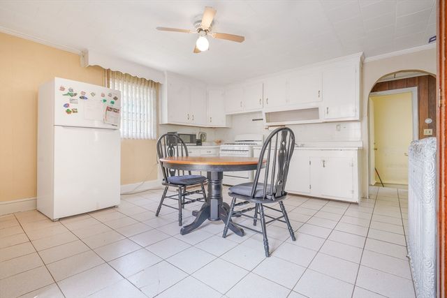 104 School, Fall River, MA 02720