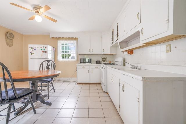 104 School, Fall River, MA 02720