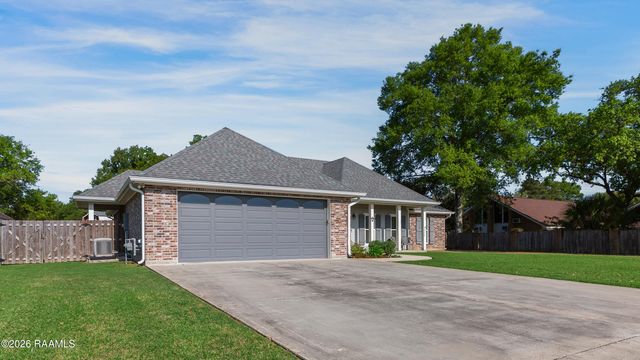 707 Astor Place Drive, New Iberia, LA 70563