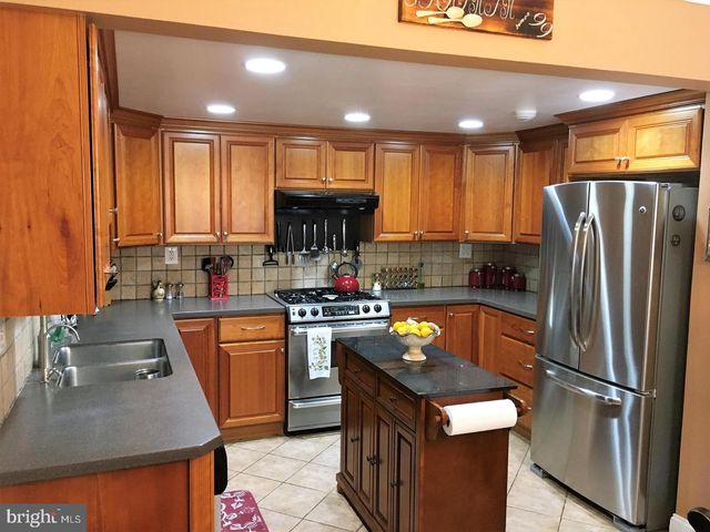 1127 THACKARY CT, Voorhees, NJ 08043