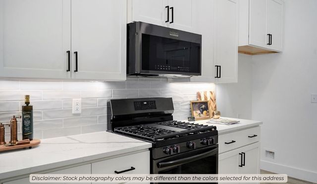 8750 Sunspire Lane, Centerton, AR 72719