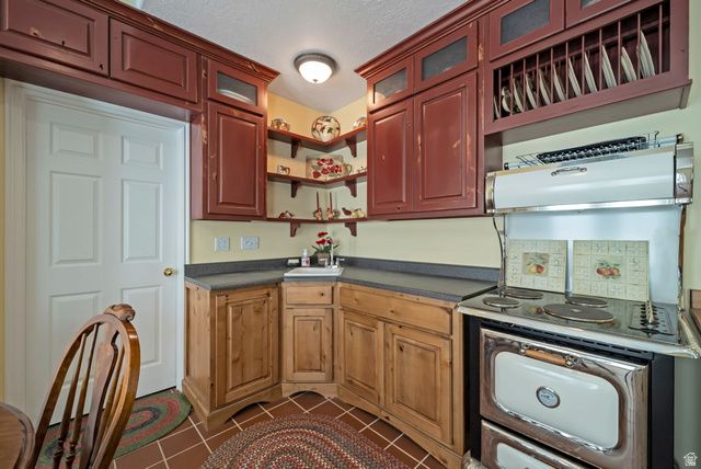 9157 N CANYON HEIGHTS DR, Cedar Hills, UT 84062