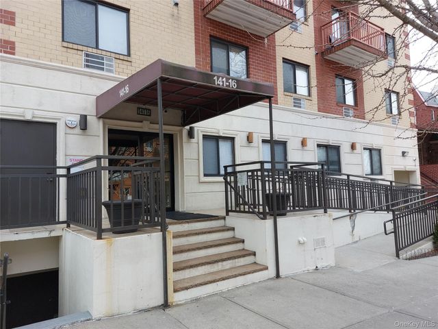 14116 84th Drive 1C, Briarwood, NY 11435