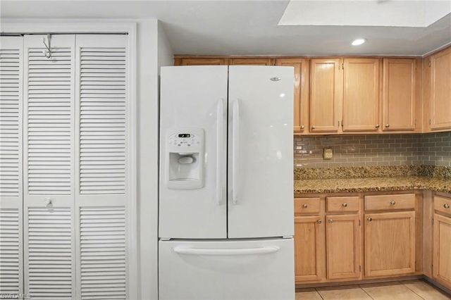 9652 Windsor Gardens LN 203, Fort Myers, FL 33919