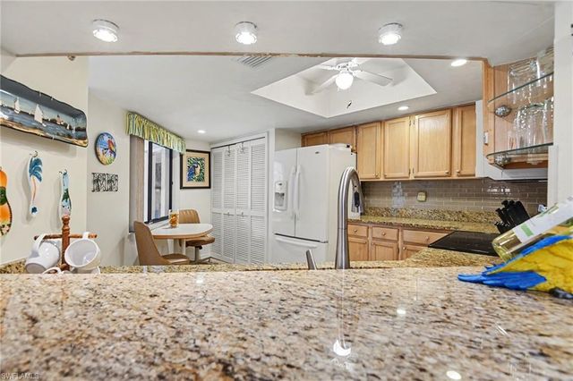 9652 Windsor Gardens LN 203, Fort Myers, FL 33919