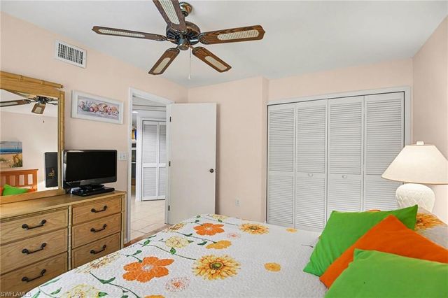 9652 Windsor Gardens LN 203, Fort Myers, FL 33919