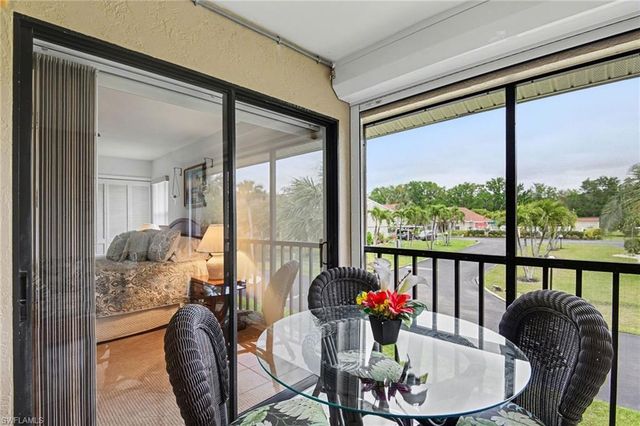 9652 Windsor Gardens LN 203, Fort Myers, FL 33919