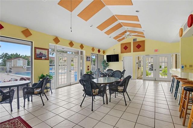 9652 Windsor Gardens LN 203, Fort Myers, FL 33919