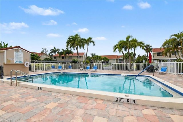 9652 Windsor Gardens LN 203, Fort Myers, FL 33919